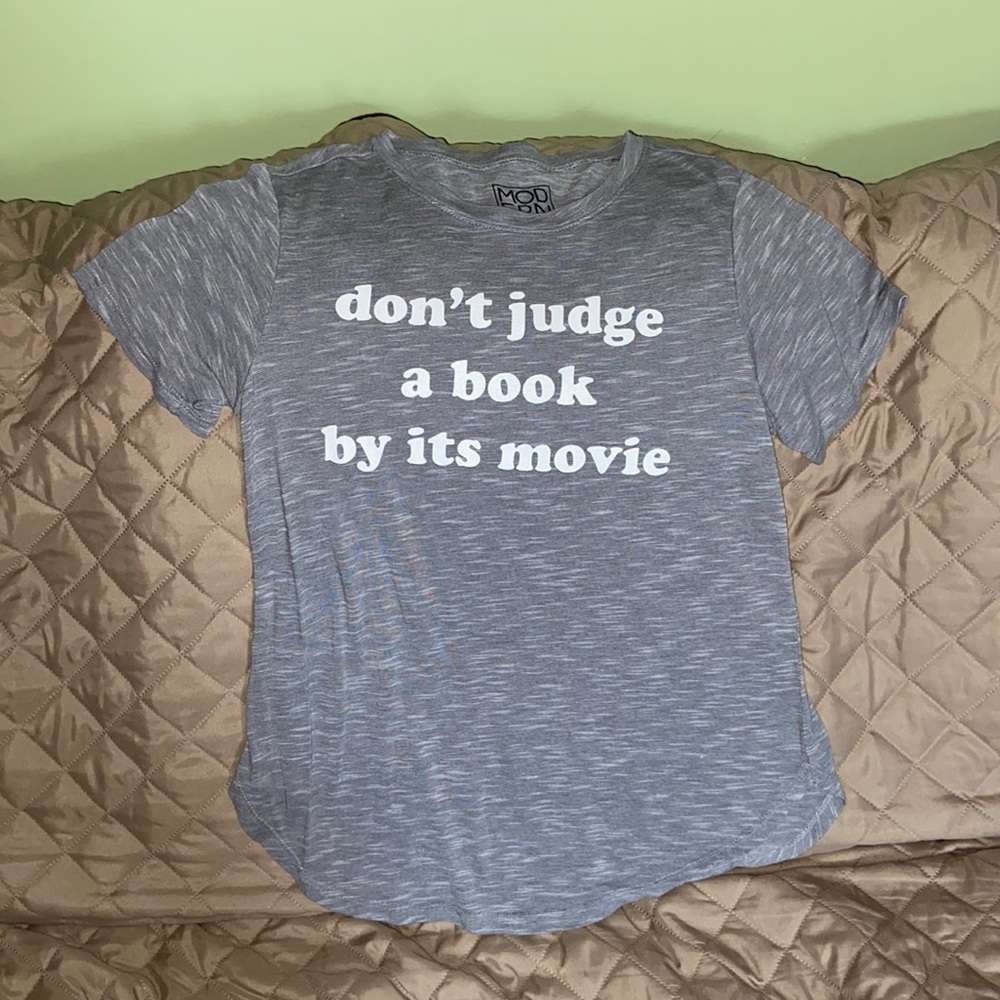 Graphic slogan tshirt